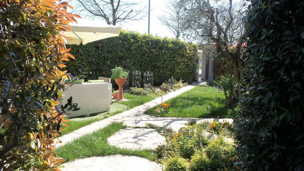 B&B Garda 4U Desenzano del Garda Extérieur photo